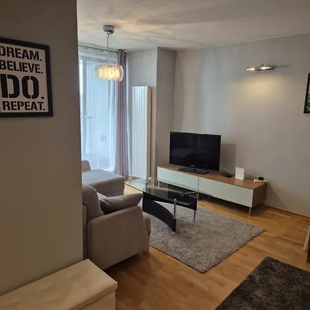 Sea Towers Apartment *