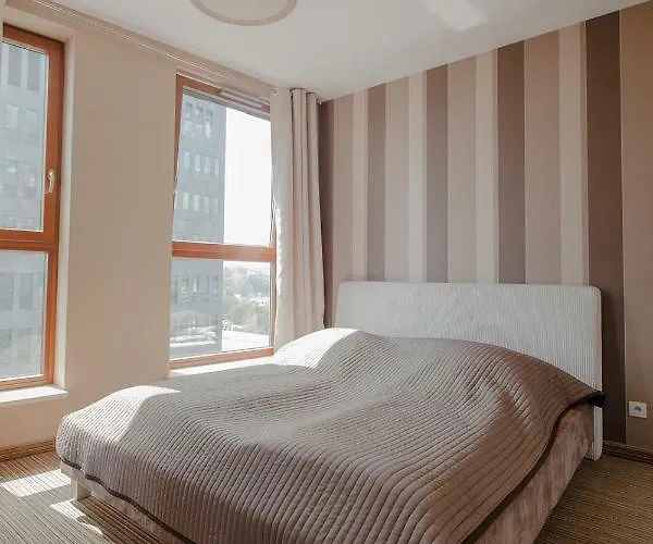 Apartment Sea Towers *